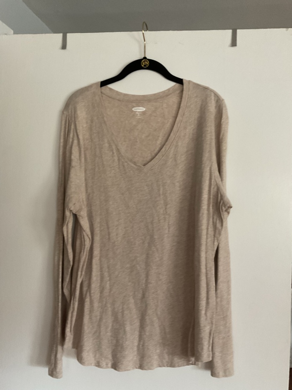 Old Navy Beige V-Neck Long Sleeve Tee